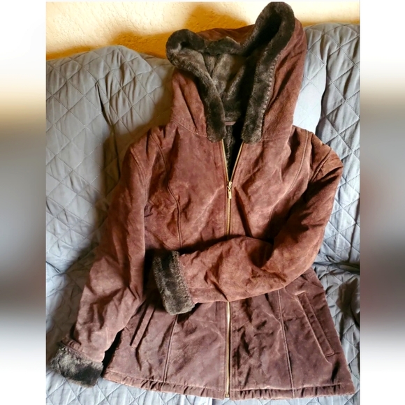 Gallery Brown Leather lined-fur Jacket Size Large - Picture 1 of 6